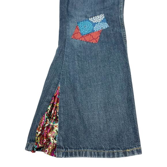 LEVI'S 559 Jeans w/ Boho Patchwork & Flare Embellishments Size 34x30 (altered) - Picture 4 of 9